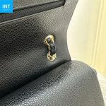CHANEL Classic Maxi Handbag GRAINED CALFSKIN & GOLD METAL - Image 10