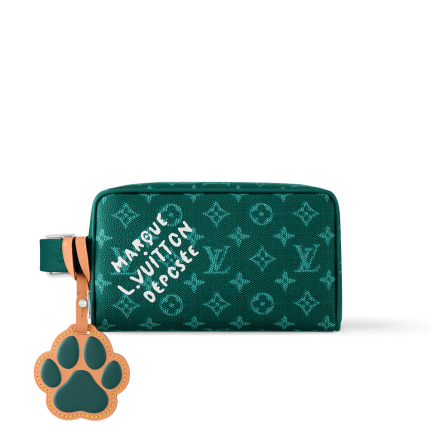 Louis Vuitton M12688 Locker Dopp Kit