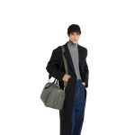 Gucci Monogram medium duffle bag - Image 2