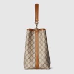 Gucci Emblem medium bucket bag - Image 5