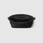 Gucci Emblem medium shoulder bag - Image 9