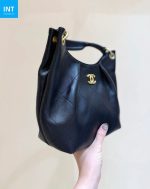 Chanel Maxi Hobo Bag AS5970 - Image 21