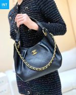 Chanel Maxi Hobo Bag AS5970 - Image 7