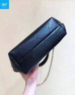 Chanel Maxi Hobo Bag AS5970 - Image 9