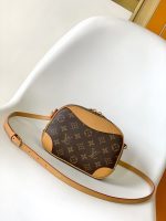 Louis Vuitton M45528 Mini Luggage Bag - Image 4