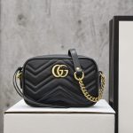GUCCI Marmont matelasse mini bag - Image 2