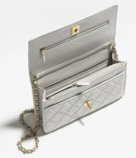 Chanel Wallet on Chain - Image 4