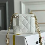 Chanel SMALL VANITY WITH CHAIN AP2931 - Image 5