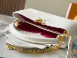 Louis Vuitton Capucines - Image 4