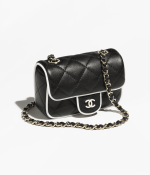 Chanel Clutch with Chain - Image 4