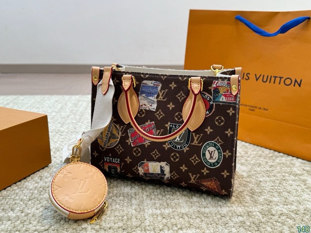 4BOi9oBq-IMG_443120240426-175034.jpg Louis Vuitton Jungle Mom bag onthego - Image 1