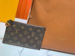 Louis Vuitton M24974 Low Key Hobo MM - Image 7