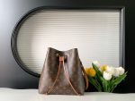 LOUIS VUITTON NéoNoé MM M44887 - Image 2