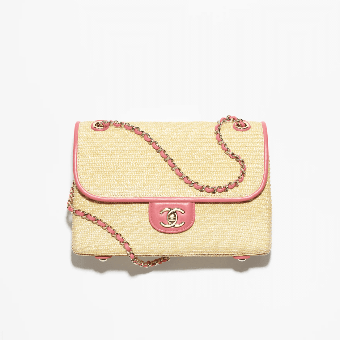 6870aa696cd488805d0a8dbb6295707a.png CHANEL Small Flap Bag - Image 1