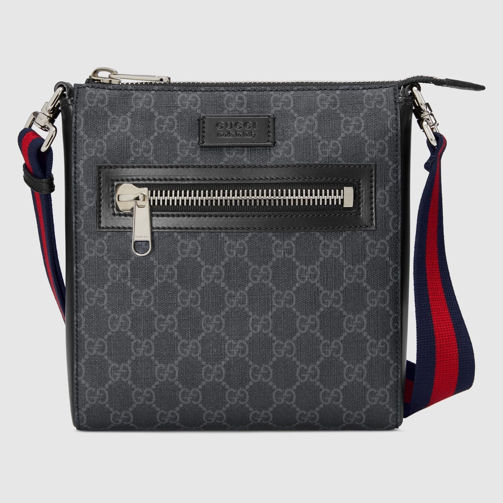 6VDmsu2z-URBDKF8LBHRT8L@ZG4YD.jpg GUCCI BLACK SMALL MESSENGER BAG - Image 1