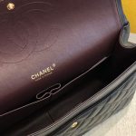 CHANEL Classic Maxi Handbag LAMBSKIN & GOLD METAL - Image 7