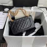 CHANEL 2.55 HANDBAG A37586 - Image 5