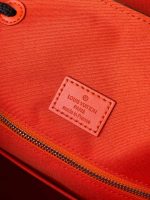 Louis Vuitton M46814 Christopher MM - Image 10