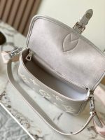 Louis Vuitton M14214 Diane - Image 9