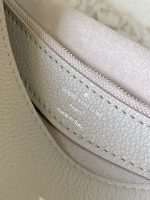 Louis Vuitton M14214 Diane - Image 14