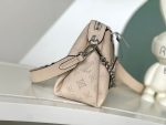 Louis Vuitton M24114 HAND IT ALL SMALL - Image 3