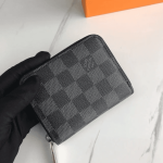 Louis Vuitton Small Wallet, gifts are random. - Image 9