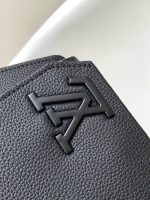 Louis Vuitton M57081 TAKEOFF Shoulder Bag - Image 6