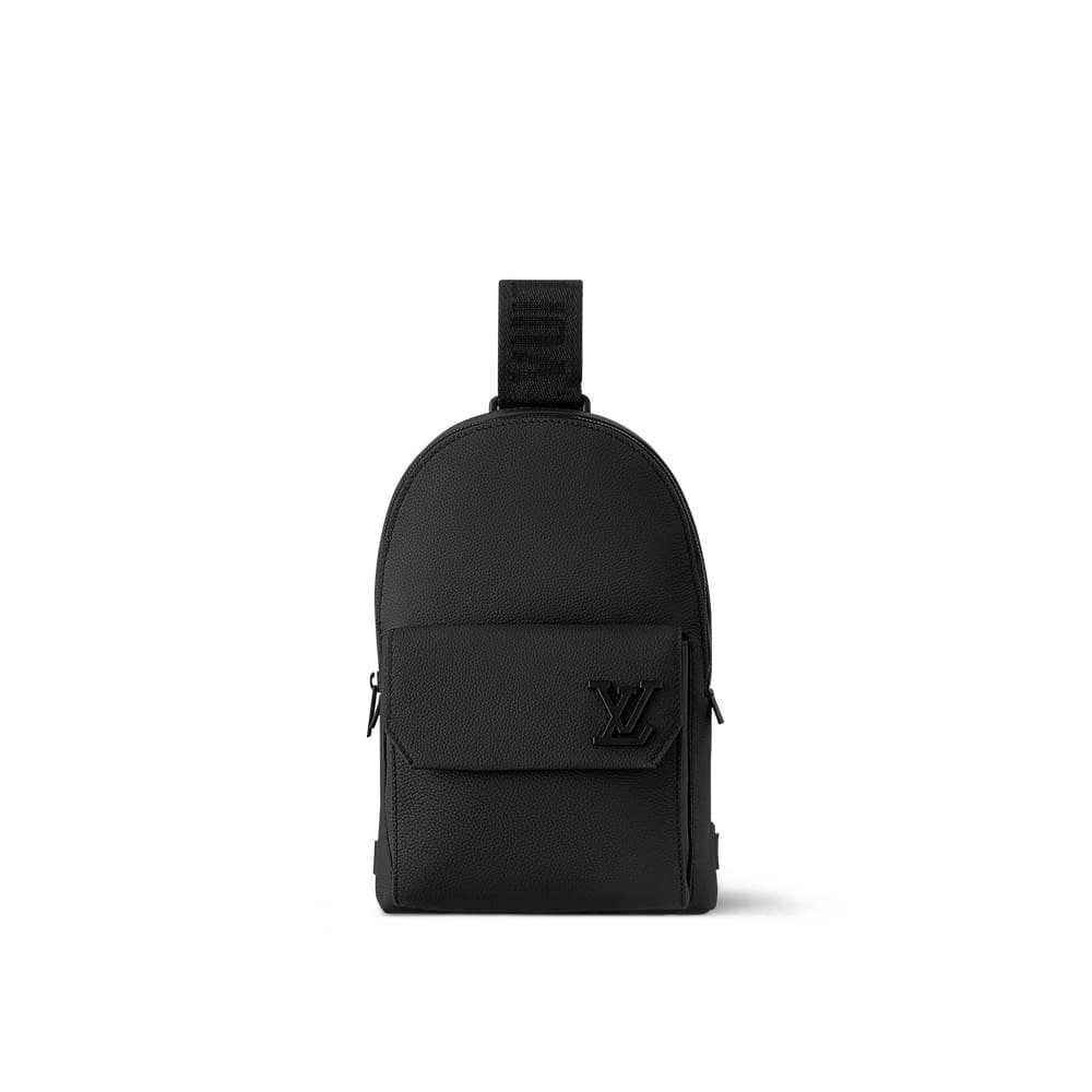 GjSp9R3D-10001-33.jpg Louis Vuitton M23736 Pilot Slingbag - Image 1