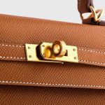 Hermès Kelly 25 Epsom Gold Sellier Gold Hardware - Image 7