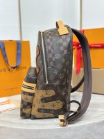 Louis Vuitton M26130 Discovery Backpack PM - Image 3
