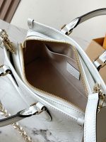 Louis Vuitton M11274 OnTheGo East West - Image 9