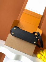 Louis Vuitton M25404 Capucines BB - Image 7