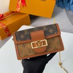Louis Vuitton Dauphine Chain Wallet M68746 - Image 2