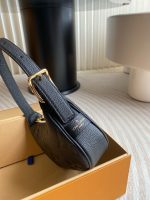 Louis Vuitton M82391 Mini Moon - Image 10