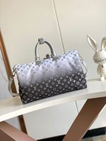 Louis Vuitton M12067 LV Ski Keepall Bandoulière 45 - Image 3