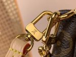 Louis Vuitton M82766 Pochette Accessoires - Image 10