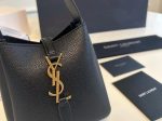 Saint Laurent LE 5 À 7 supple baby in grained leather - Image 10