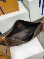 Louis Vuitton M46311 LOOP HOBO BAG - Image 8