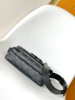 Louis Vuitton M46795 Steamer Messenger - Image 10