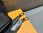Louis Vuitton M80741 Alpha Wearable Wallet - Image 6
