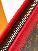 Louis Vuitton M12817 Pochette Voyage MM - Image 9
