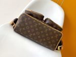 Louis Vuitton M14015 Montsouris Cargo Backpack - Image 8