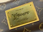 Louis Vuitton M12615 Bone Wearable Wallet - Image 10