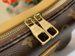 Louis Vuitton M12615 Bone Wearable Wallet - Image 11