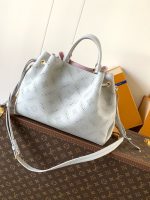 Louis Vuitton M13838 Bella Tote - Image 4