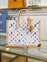 Louis Vuitton M13079 LV x TM OnTheGo MM - Image 4
