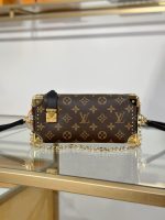 Louis Vuitton M13147 SLIM TRUNK BAG - Image 2