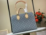 Louis Vuitton M13189 OnTheGo MM - Image 6