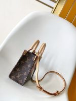 Louis Vuitton M13668 LV x TM ONTHEGO BB Bag - Image 11