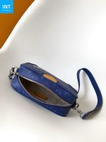 Louis Vuitton M26826 Trocadéro Wearable Wallet - Image 10
